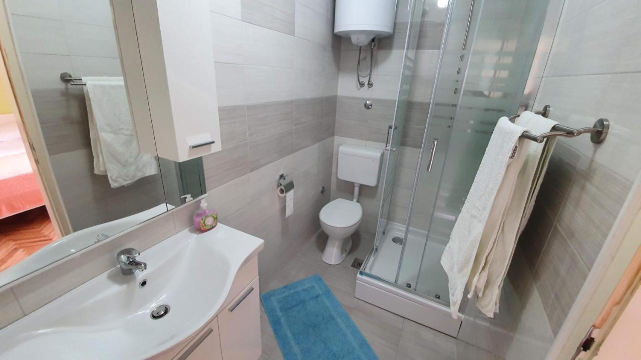 Double Rooms With Terrace Tomica Baška Esterno foto