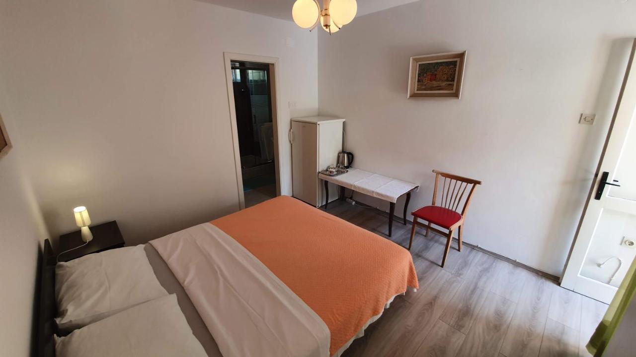 Double Rooms With Terrace Tomica Baška Esterno foto