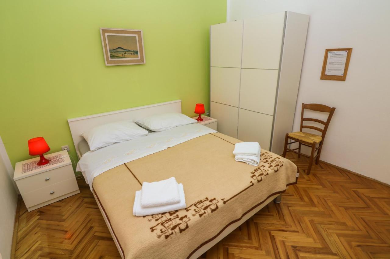 Double Rooms With Terrace Tomica Baška Esterno foto