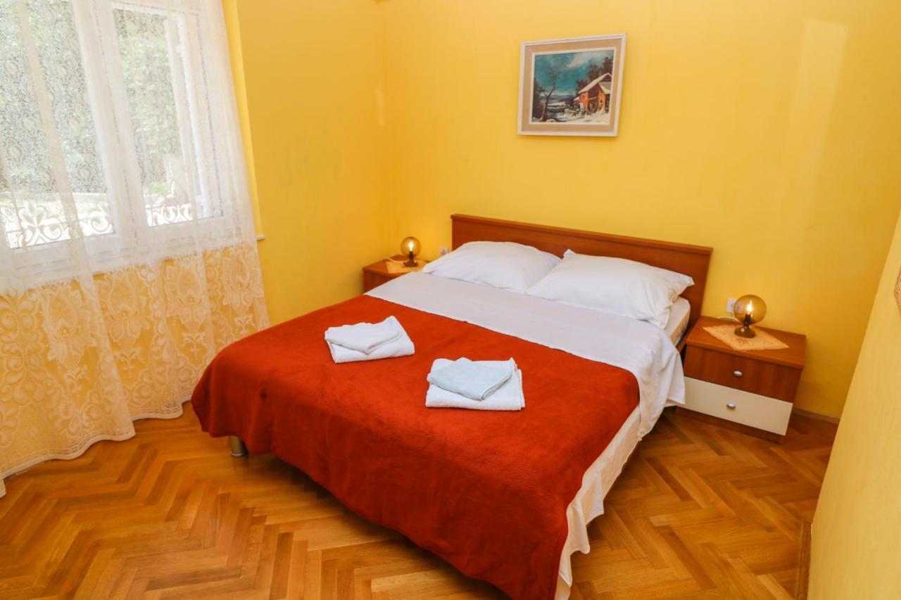 Double Rooms With Terrace Tomica Baška Esterno foto