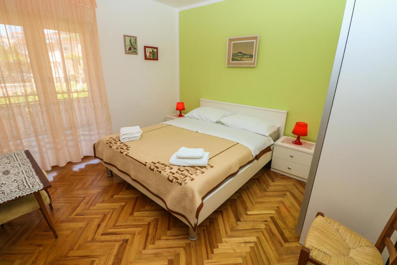 Double Rooms With Terrace Tomica Baška Esterno foto